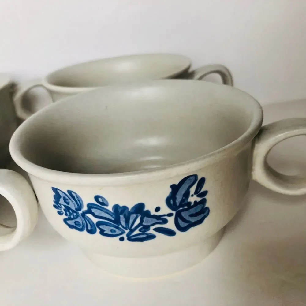 VINTAGE PFALTZGRAFF YORKTOWNE FLAT CUPS 4 PC. COFFE/TEA STONE MUGS